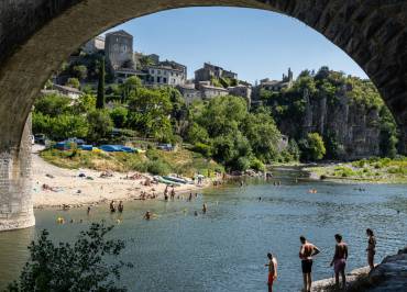 Balazuc : Village de caractère