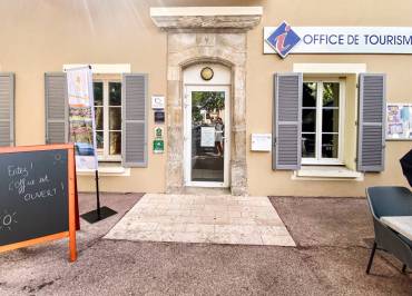 Devanture office de tourisme de Cuers