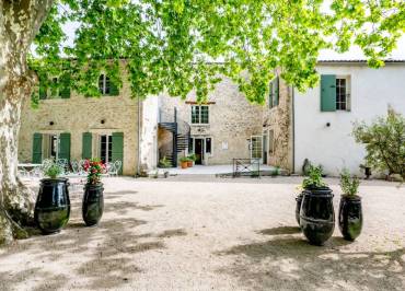 Hôtel Ventoux Provence "Domaine des Tilleuls"