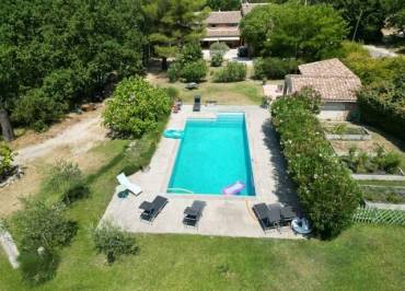 La Fontaine Provençale : gîte le figuier