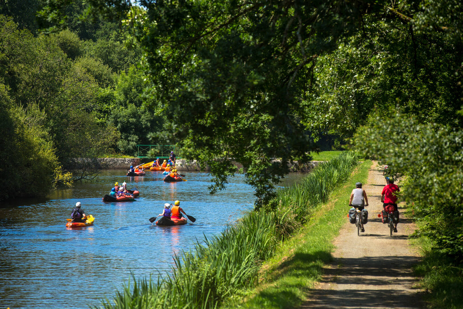 Le canal de Nantes Brest v lo 390 km d itin raire cyclable