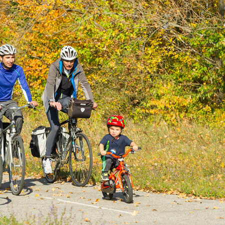 Famille cycliste : solutions pour emmener vos enfants à vélo avec vous