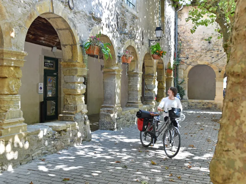 La Vallée du Lot à vélo à St Geniez d'Olt