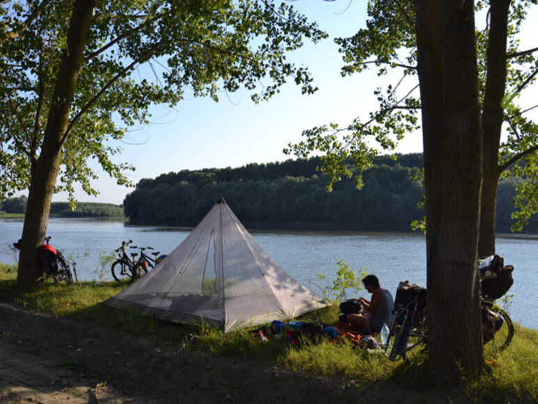 Eurovelo 6 camping sale