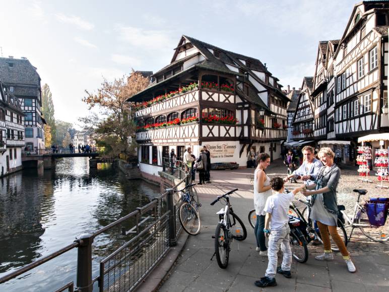 Visite de Strasbourg à vélo par l'Eurovélo 15